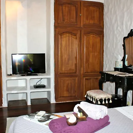 Lou Paradis Villa